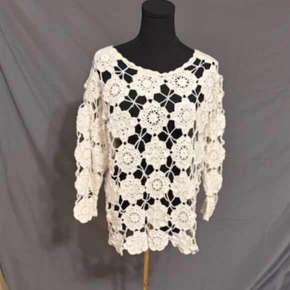 Tops - BEAUTIFUL Crochet Blouse Size One Size Fits Most